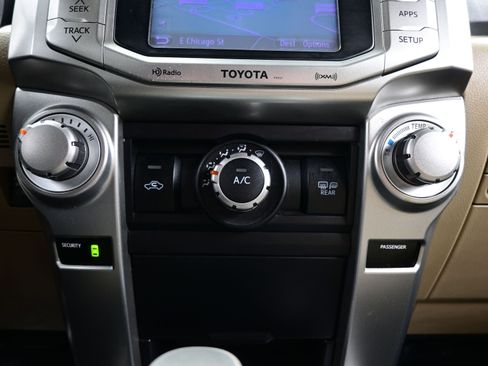 Used 2013 Toyota 4Runner SR5 image 23