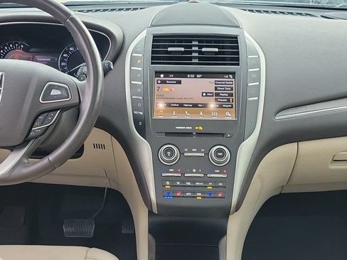 Certified 2019 Lincoln MKC Reserve FWD image 21