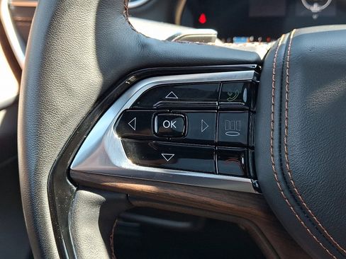 Used 2022 Jeep Grand Cherokee Summit image 21