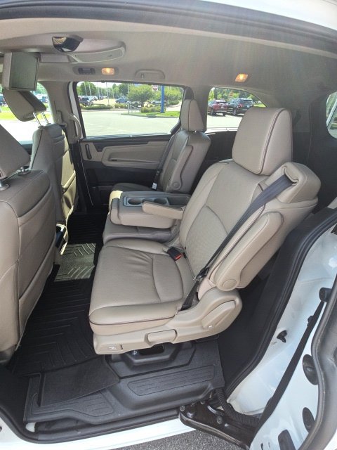 Used 2024 Honda Odyssey Elite image 14