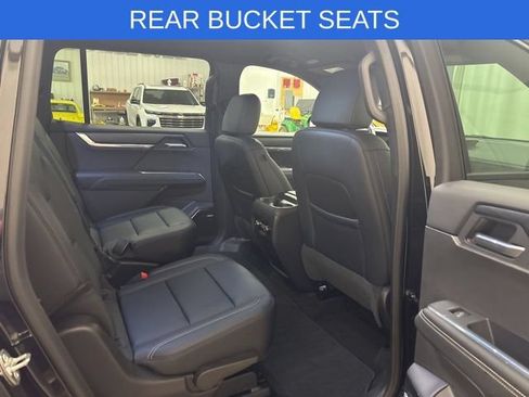 Used 2026 GMC Acadia Elevation w/ Elevation Premium Package FWD image 15