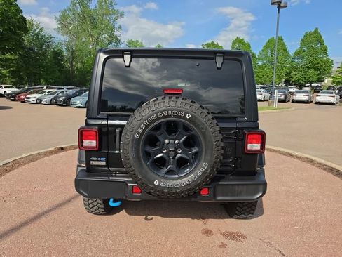 Used 2023 Jeep Wrangler Unlimited w/ Cold Weather Group AWD/4WD image 4