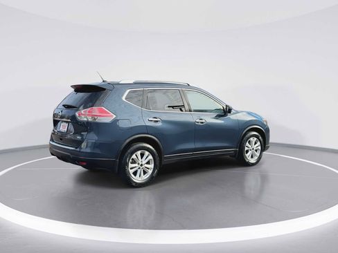 Used 2016 Nissan Rogue SV w/ SV Premium Package image 8