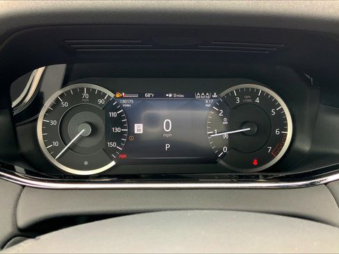 Used 2022 Land Rover Range Rover Evoque R-Dynamic S image 16