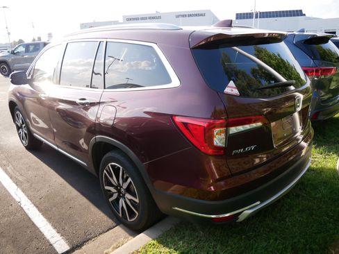 Used 2021 Honda Pilot Touring image 7