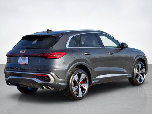 New 2025 Audi SQ5 Premium Plus AWD/4WD image 6