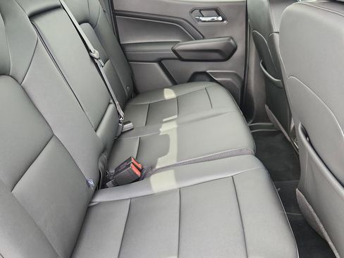 New 2025 Chevrolet Colorado LT w/ LT Convenience Package image 31