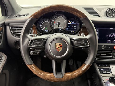 Certified 2024 Porsche Macan S AWD/4WD image 48