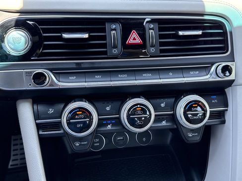 Used 2023 Genesis G70 2.0T w/ Sport Prestige Package RWD image 24