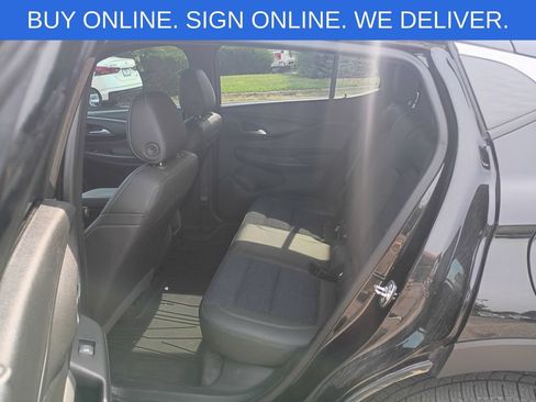 Used 2024 Buick Envista Preferred w/ Convenience I Package FWD image 11