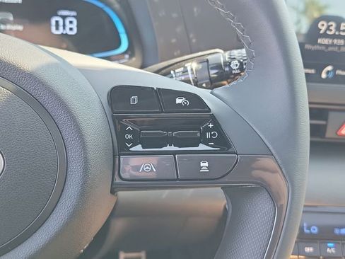 New 2026 Hyundai Elantra SEL Sport Premium image 6