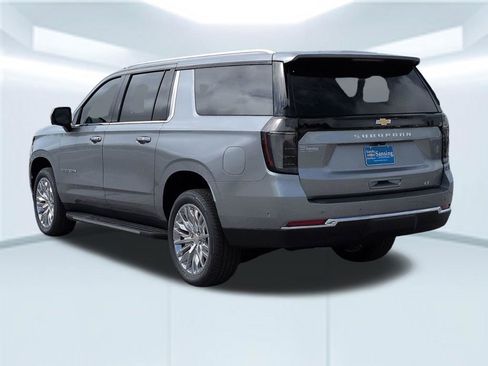 New 2026 Chevrolet Suburban LT w/ Comfort Package RWD image 4