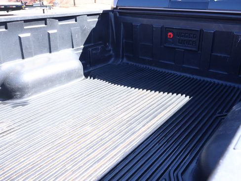 Used 2016 Toyota Tundra SR5 w/ SR5 Upgrade Package image 26