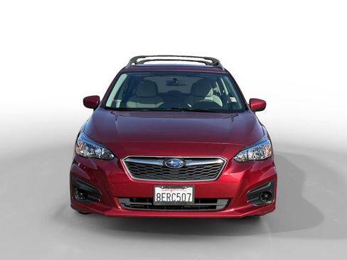 Used 2017 Subaru Impreza 2.0i Premium image 8