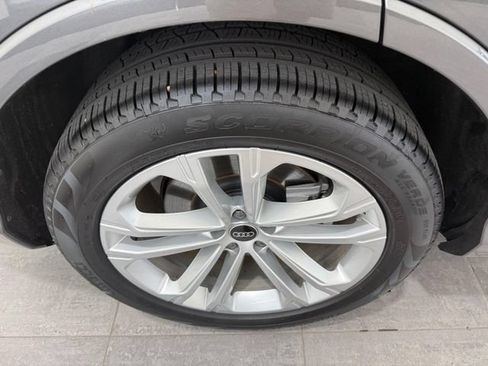 Certified 2026 Audi Q7 3.0T Premium Plus AWD/4WD image 3