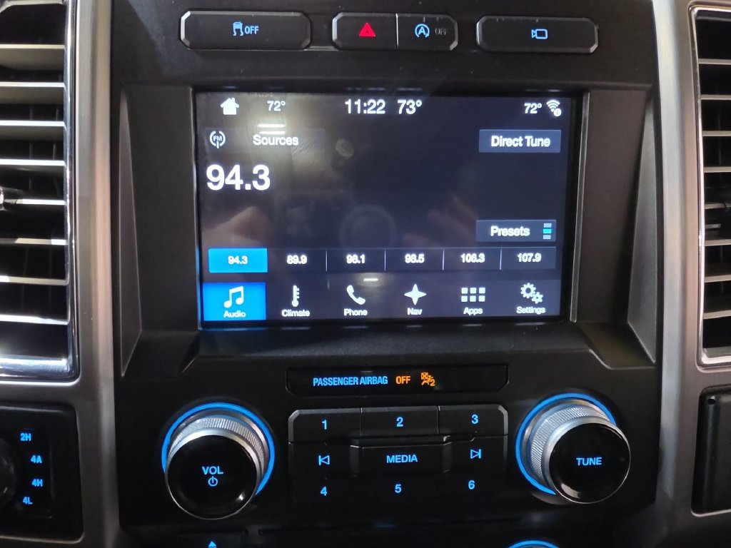 Used 2017 Ford F150 Platinum w/ Equipment Group 701A Luxury AWD/4WD image 12