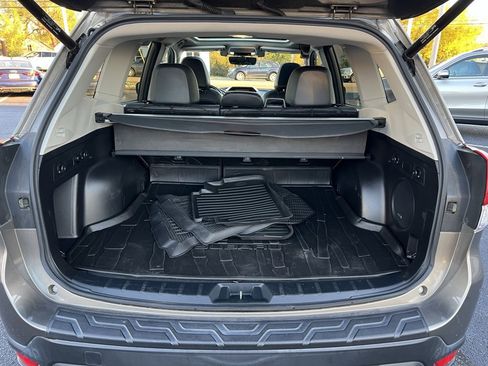 Used 2019 Subaru Forester Limited w/ Popular Package #3 image 36