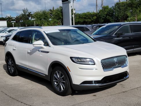 Certified 2023 Lincoln Nautilus FWD image 21
