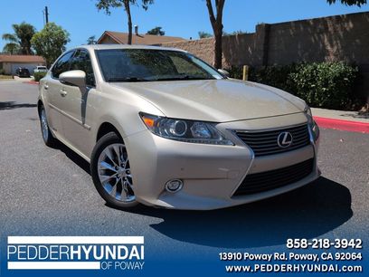 Used 2014 Lexus ES 300h w/ Luxury Package w/Bamboo Trim