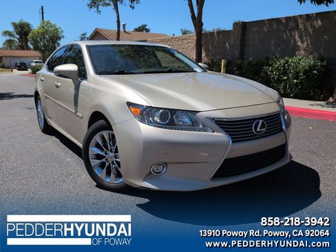 Used 2014 Lexus ES 300h w/ Luxury Package w/Bamboo Trim FWD image 1