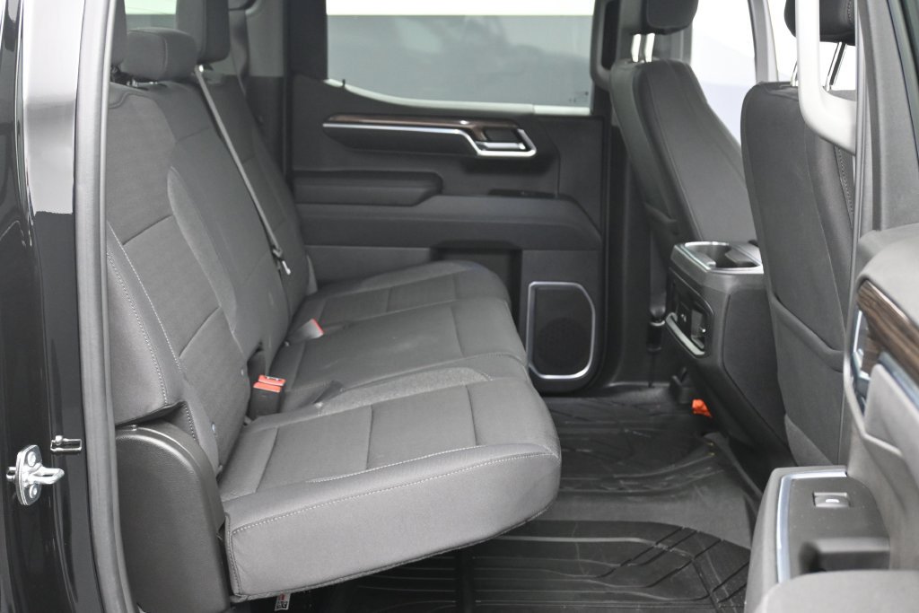 Used 2026 Chevrolet Silverado 1500 LT AWD/4WD image 12