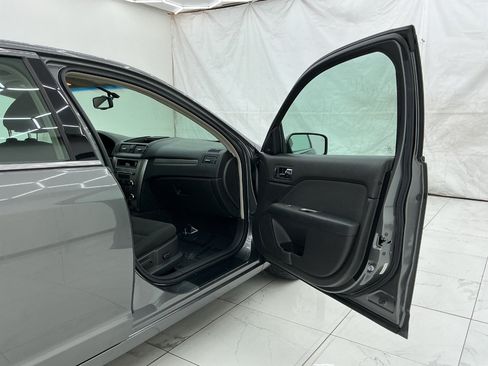 Used 2010 Ford Fusion Hybrid FWD image 17