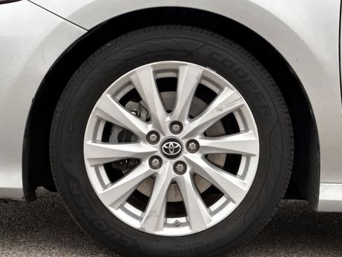 Used 2018 Toyota Camry L image 24