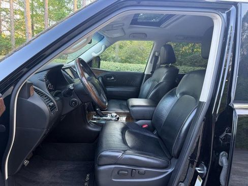 Used 2017 INFINITI QX80 4WD w/ All Season Package image 19