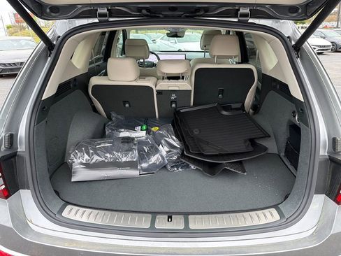 New 2026 Genesis GV80 2.5T Select image 18