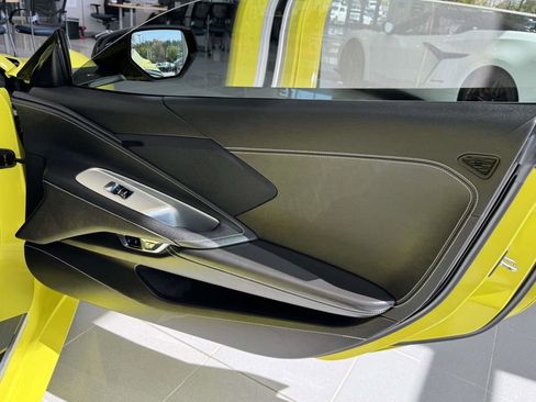 Used 2021 Chevrolet Corvette Stingray Coupe w/ 1LT RWD image 13