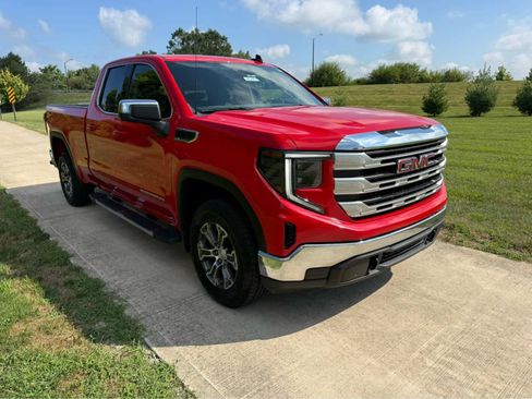 Used 2022 GMC Sierra 1500 SLE AWD/4WD image 6