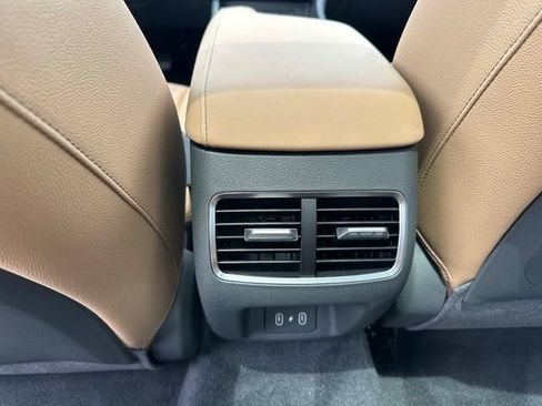 Used 2025 Hyundai Sonata Limited FWD image 15