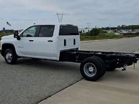 New 2026 Chevrolet Silverado 3500 W/T w/ WT Convenience Package AWD/4WD image 6