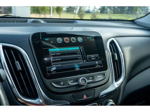 Used 2018 Chevrolet Equinox LT w/ Sun & Infotainment Package image 25