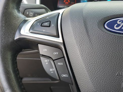 Used 2021 Ford Edge Titanium image 19