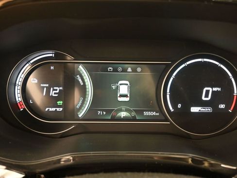 Used 2022 Kia Niro EX Premium FWD image 21