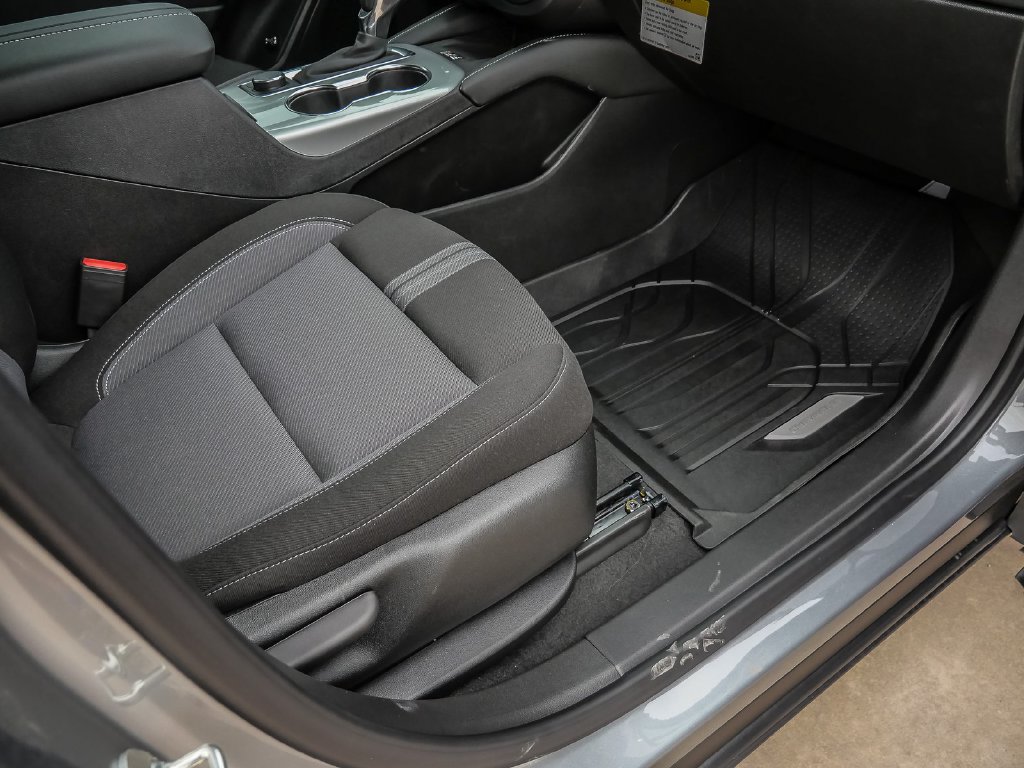 New 2026 Chevrolet Blazer LT w/ Convenience Package AWD/4WD image 14