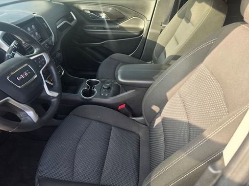 Used 2022 GMC Terrain SLE w/ Driver Convenience Package image 19