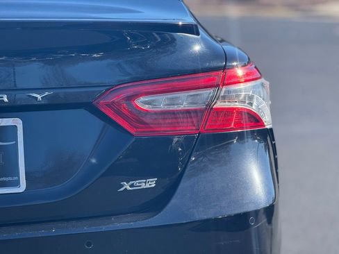 Used 2018 Toyota Camry XSE image 13