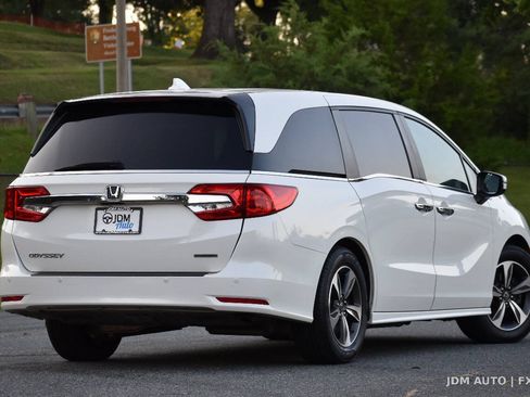 Used 2019 Honda Odyssey Touring image 5
