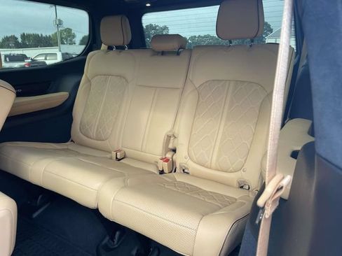 Used 2024 Jeep Grand Wagoneer Series III w/ Rear Seat Video Group 1 AWD/4WD image 11