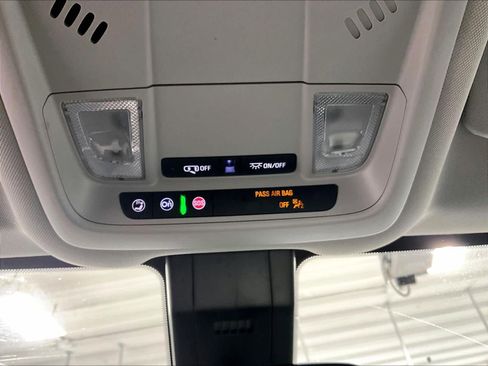 Used 2024 Chevrolet Equinox LT image 26