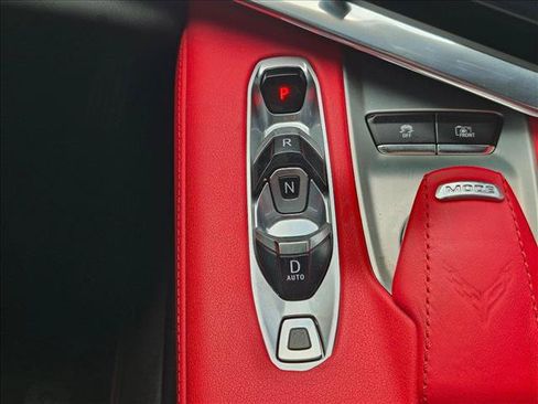 Used 2020 Chevrolet Corvette Stingray Preferred Cpe w/ 2LT Preferred Equipment Group RWD image 16