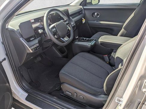 New 2026 Hyundai Ioniq 5 SE image 3