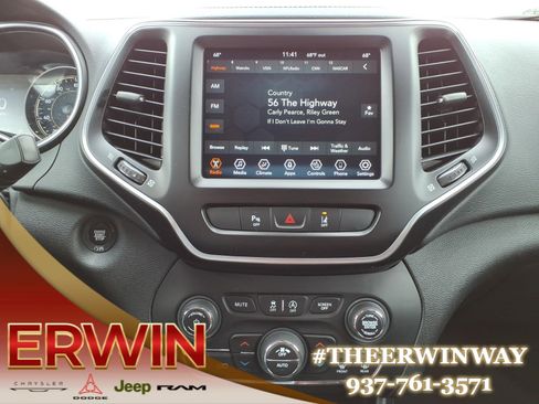 Used 2021 Jeep Cherokee Latitude Lux w/ Comfort/Convenience Group AWD/4WD image 20