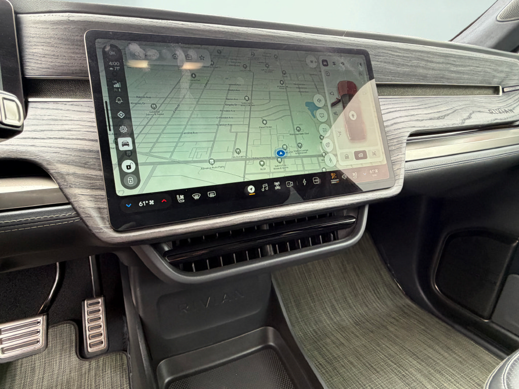 Used 2022 Rivian R1S Launch Edition Quad AWD/4WD image 18