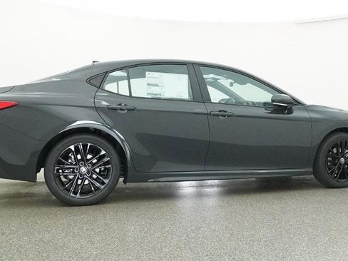 New 2026 Toyota Camry SE FWD image 29