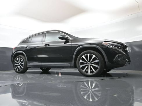 Used 2021 Mercedes-Benz GLA 250 image 44