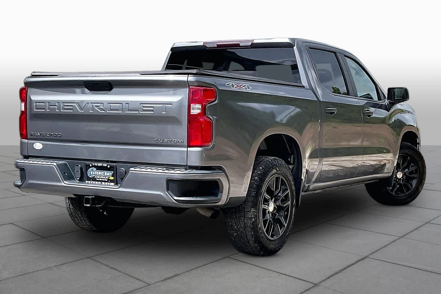 Used 2022 Chevrolet Silverado 1500 Custom AWD/4WD image 13