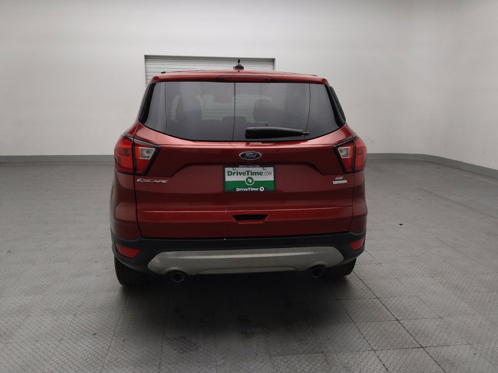 Used 2019 Ford Escape SE FWD image 6